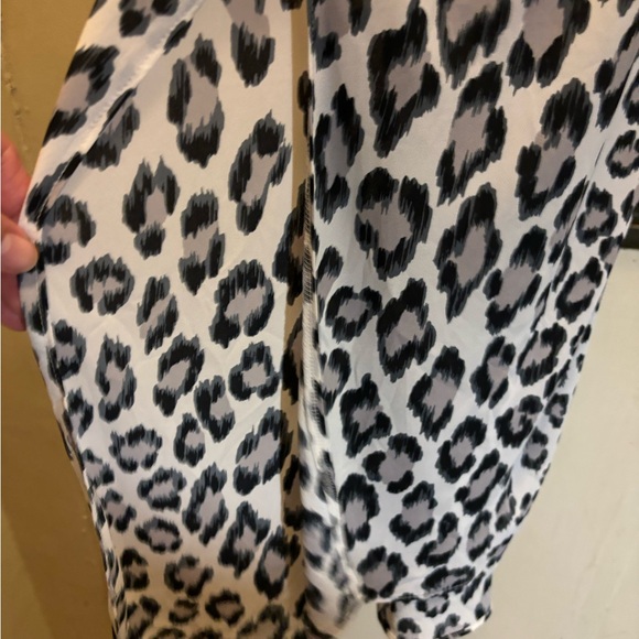 Victoria’s Secret leopard print slip dress,excellent condition, small size - Picture 7 of 13